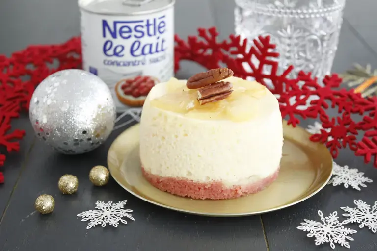 Gateau moelleux poire biscuit rose