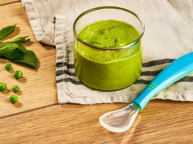 Recette purée de petit pois, chèvre et menthe pour bébé