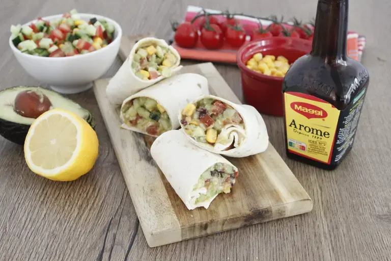 Taco salade avocat, haricots rouges et concombre