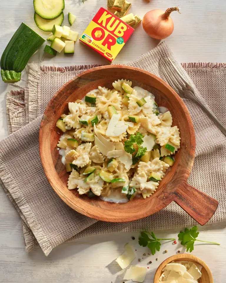 Pates papillon courgettes