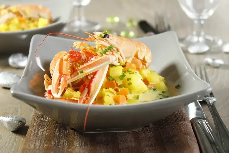 this media has been downloaded from content hub 202092134