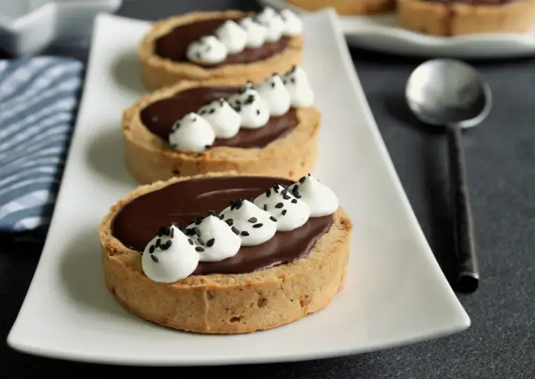 Tartelettes aux poires et chocolat bio