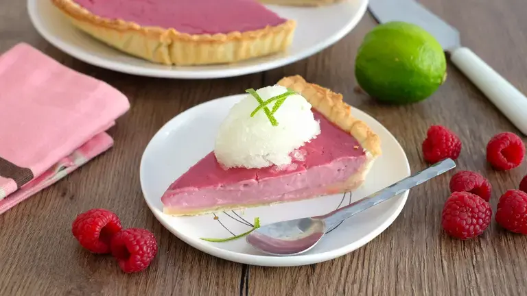 Tarte aux framboises et granité au citron