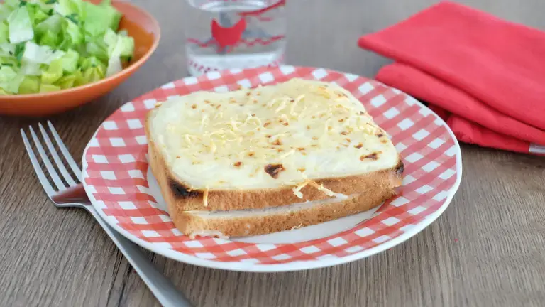 Croque monsieur béchamel