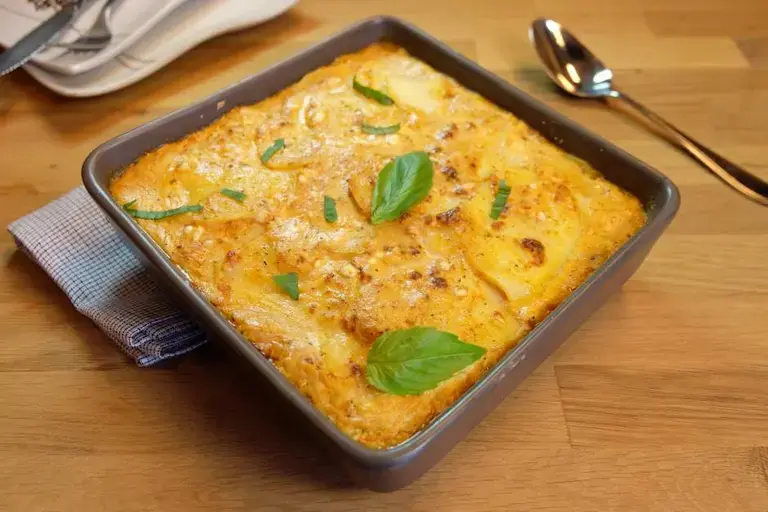 this media has been downloaded from content hub 203181759