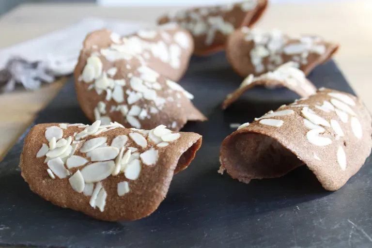 Tuiles chocolat au lait amandes