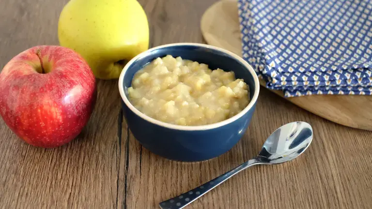 Semoule au lait caramel bébé