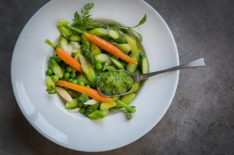 this media has been downloaded from content hub 203189702