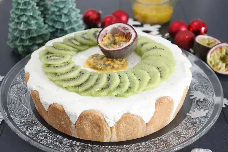 Gâteau glacé aux fruits exotiques