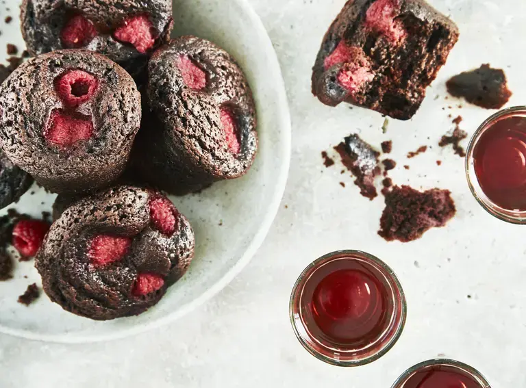 this media has been downloaded from content hub 202080042