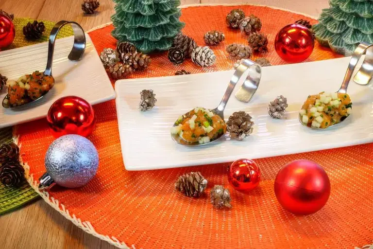 Mise en bouche au saumon et pomme verte