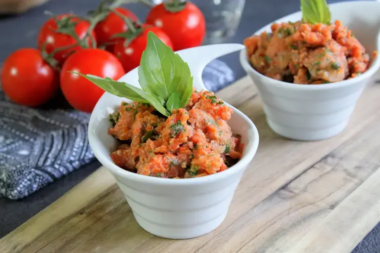 Granité de tomates et basilic