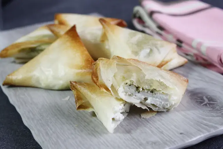 Samossa chèvre basilic