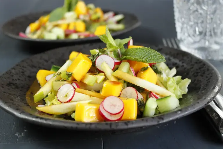 this media has been downloaded from content hub 202094988