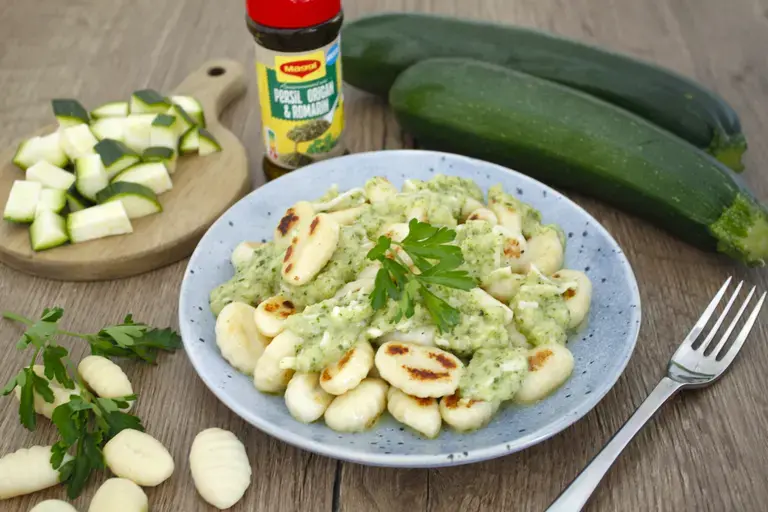 Gnocchi au coulis de courgette et mozzarella