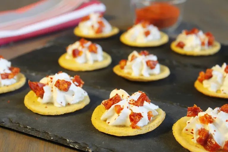 Mini tacos chantilly au chèvre et chorizo