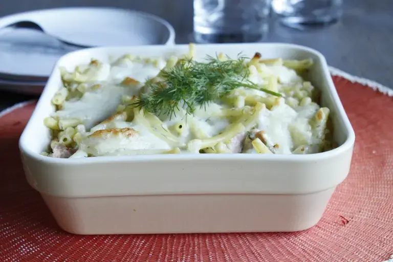 this media has been downloaded from content hub 202094032