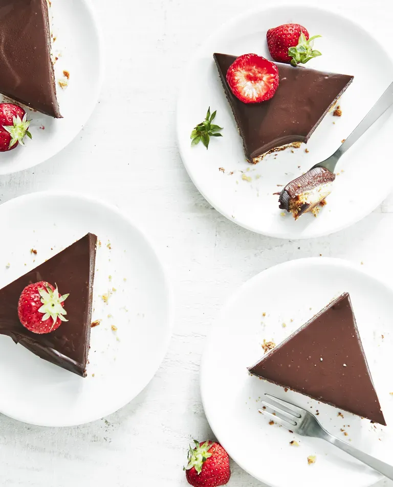 this media has been downloaded from content hub 202079701