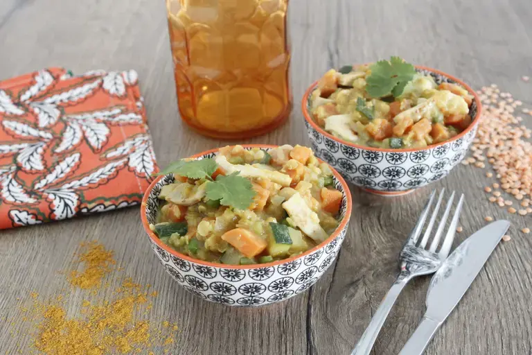 Curry de légumes vegan, lentilles aux émincés