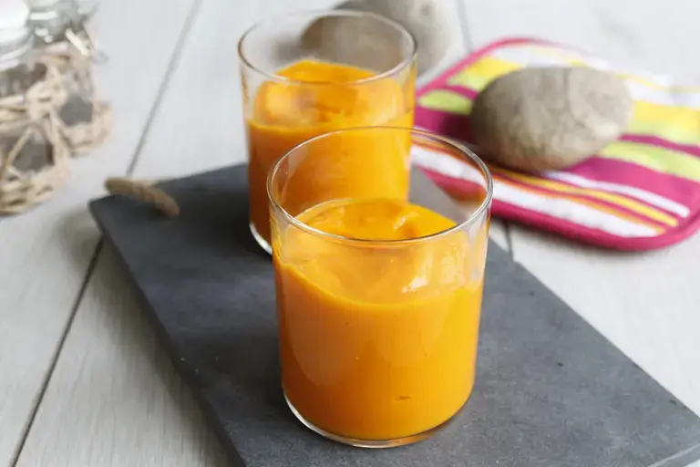 Velouté glacé de carottes au gingembre