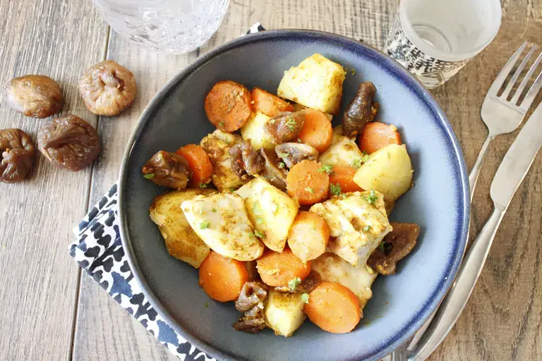 Tajine de poulet aux figues, carottes et miel Companion