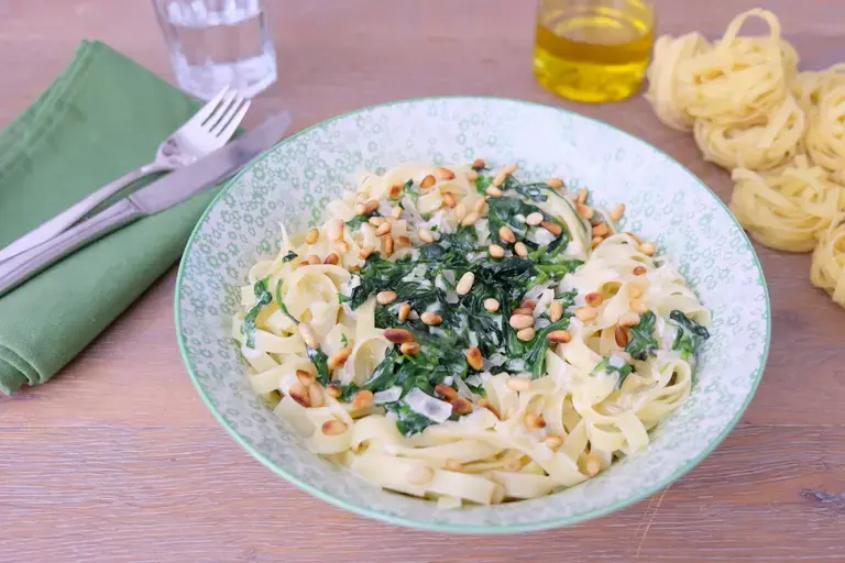 Tagliatelles aux épinards et gorgonzola