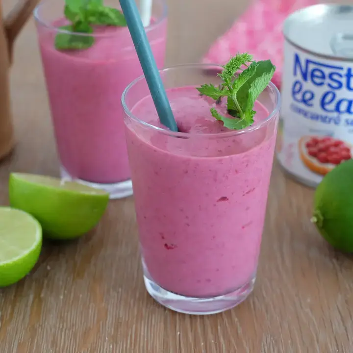 Smoothie fruits rouges citron vert