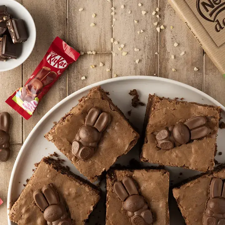 Brownies Noir éclats de Noisettes lapins Kit Kat