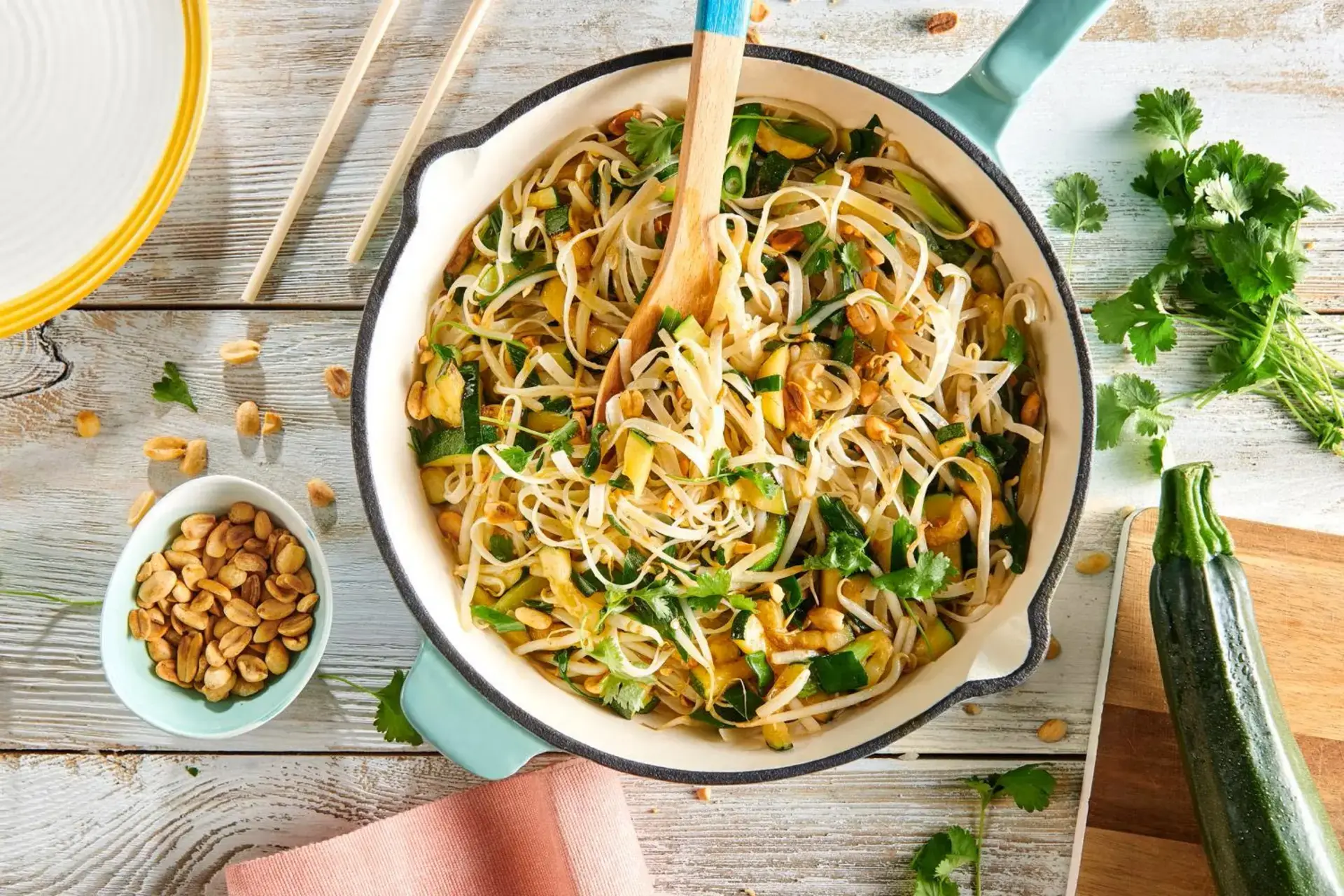 Nouilles sautées aux légumes verts à la thaï