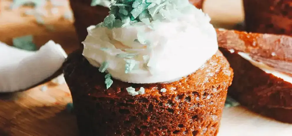 Voici comment décorer vos gâteaux grâce aux copeaux de noix de coco