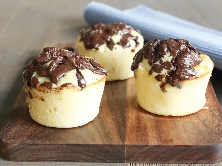 this media has been downloaded from content hub 202082373