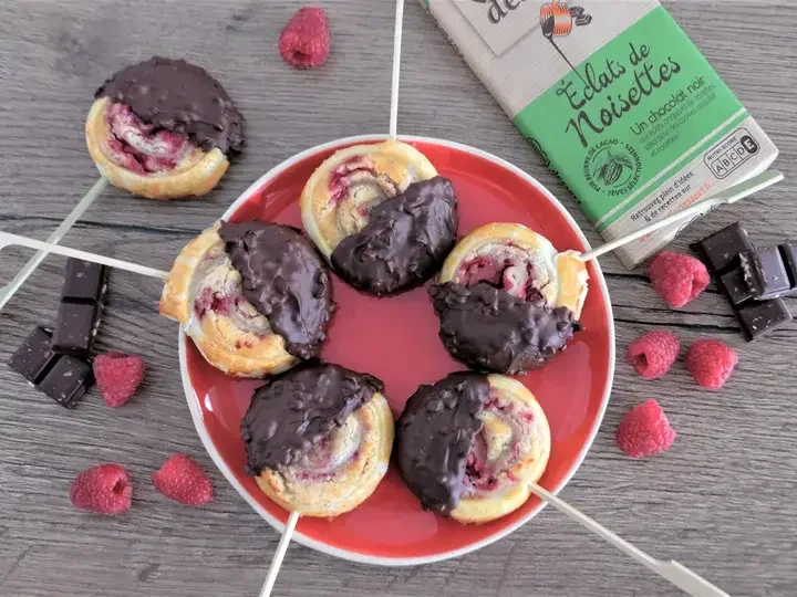 Roll's framboises chocolat noisettes