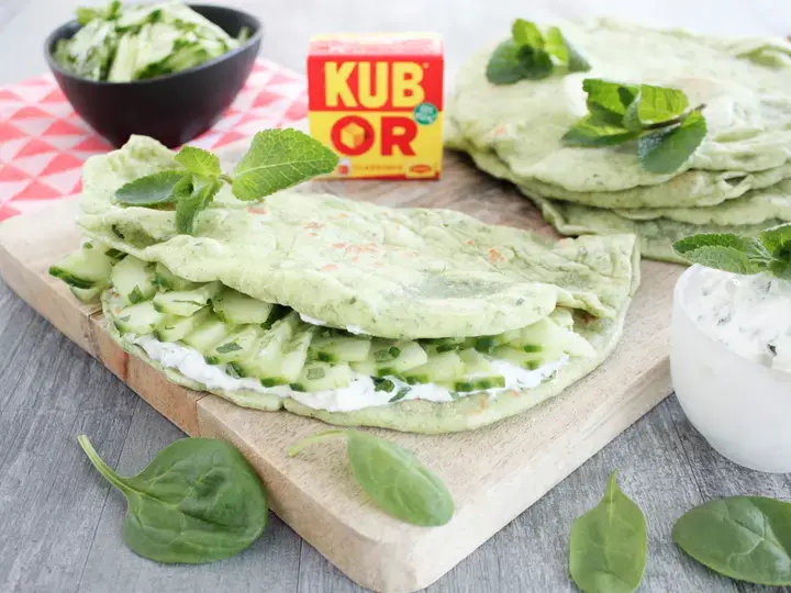 Naans aux épinards ricotta et concombre