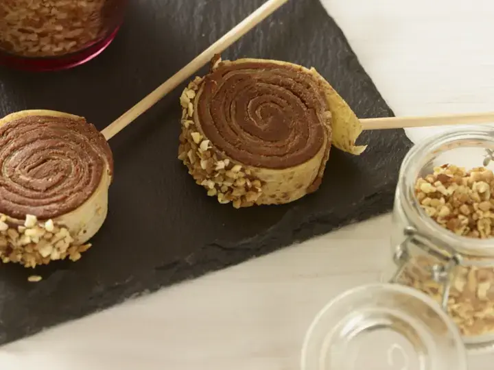 Sucettes de crêpes caramel