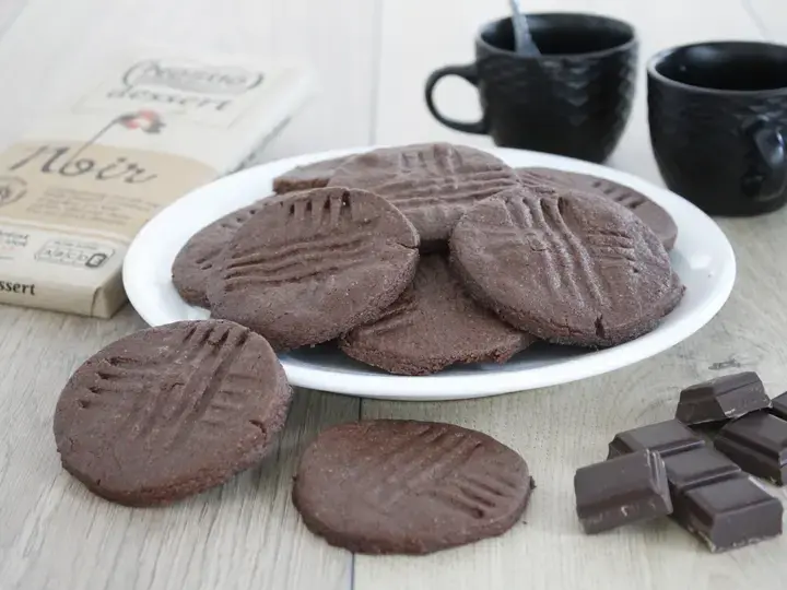 Biscuits sablés au chocolat