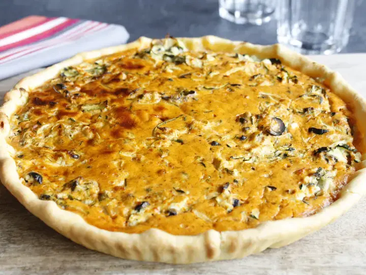 Quiche au thon et tomate