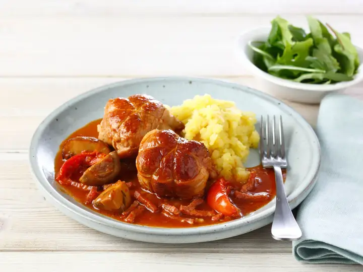 this media has been downloaded from content hub 203170136