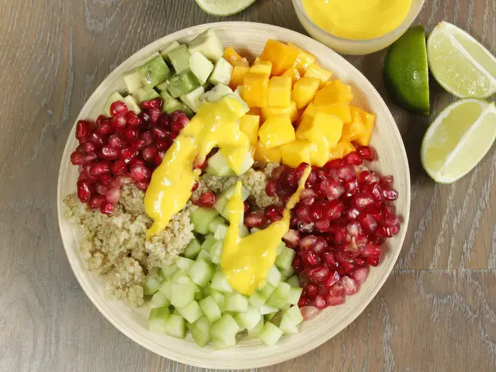 Buddah bowl mangue grenade avocat