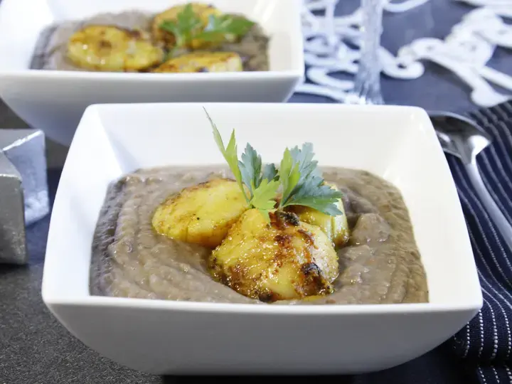 Velouté de lentilles et Saint Jacques au curry