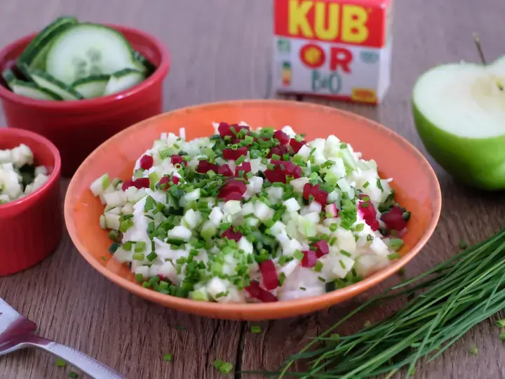 Salade de celeri pomme, betterave, concombre