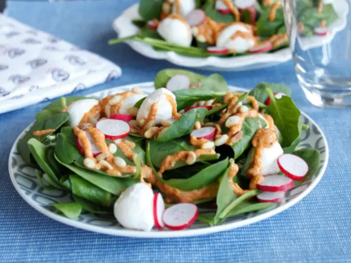 this media has been downloaded from content hub 203189711