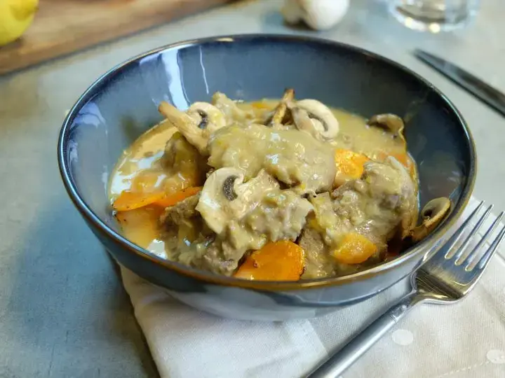 this media has been downloaded from content hub 203178413