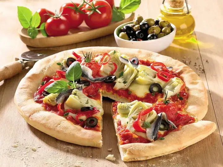 Pizza poivrons artichauts