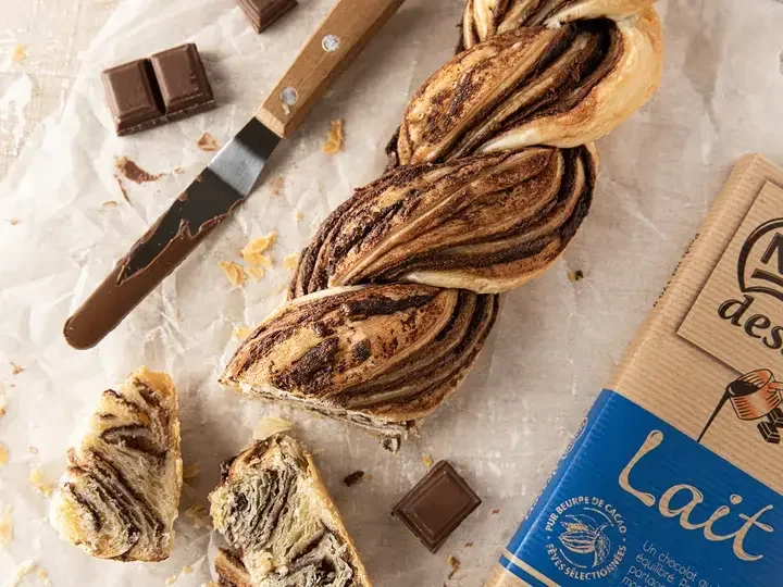 tresse feuilletée au chocolat au lait
