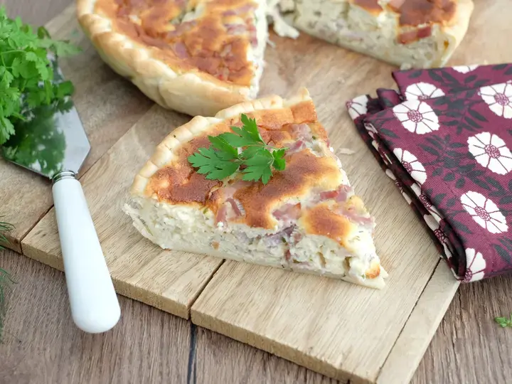 Tarte au fromage blanc allumettes et fines herbes