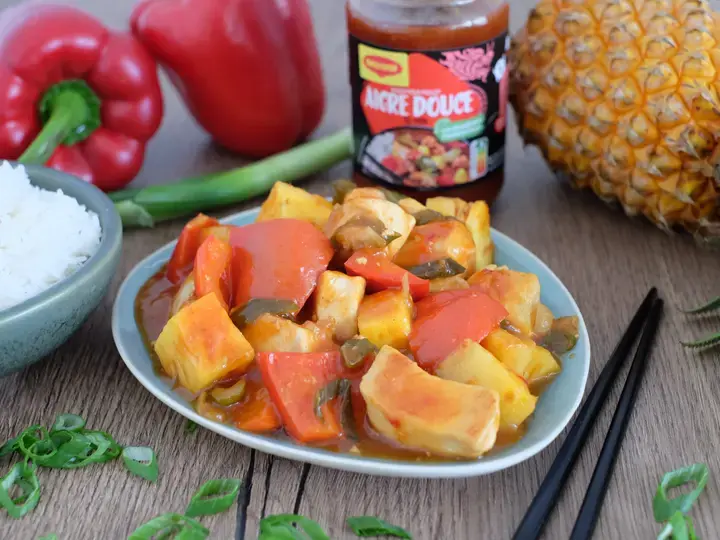 Poulet à l'ananas sauce aigre douce
