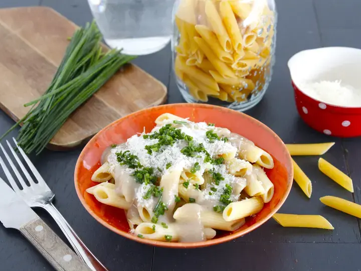 Penne champignons parmesan ciboulette anti-gaspi