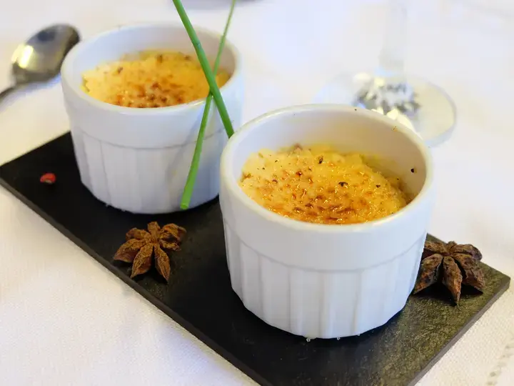 Crème brûlée de fêtes au saumon Cookéo