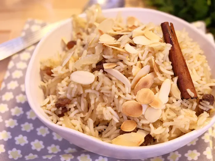 this media has been downloaded from content hub 202094742