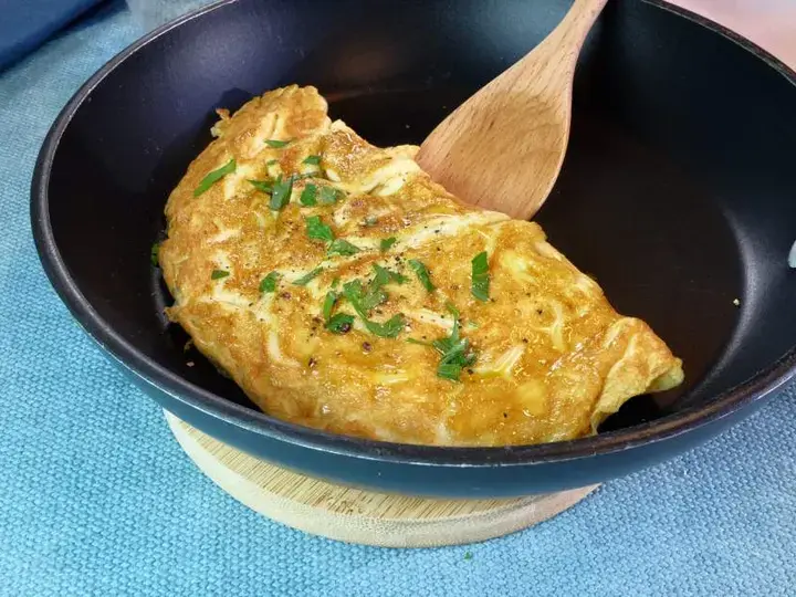 this media has been downloaded from content hub 203181711